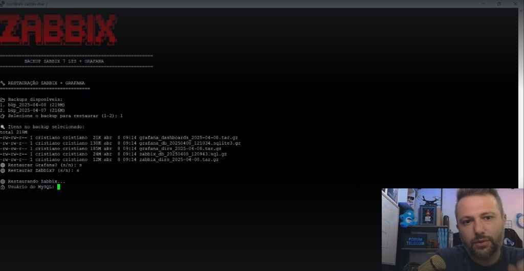 Instrutor mostrando script de backup e restauração